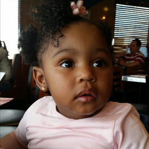 Meet your Posher, Connnitra